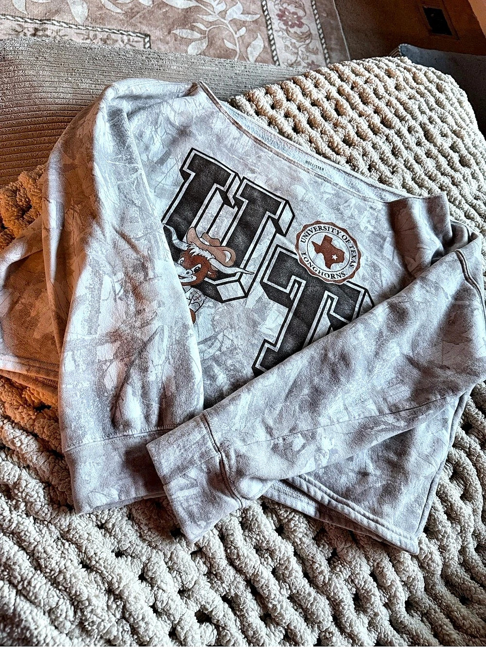 Hollister University of Texas Longhorns Cropped Sweatshirt